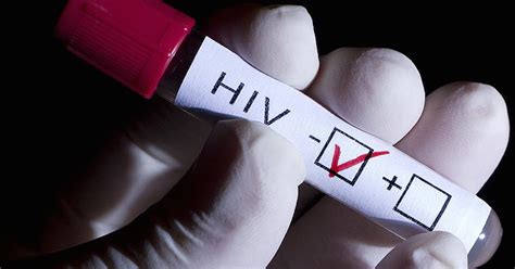 risk of dating someone with hiv